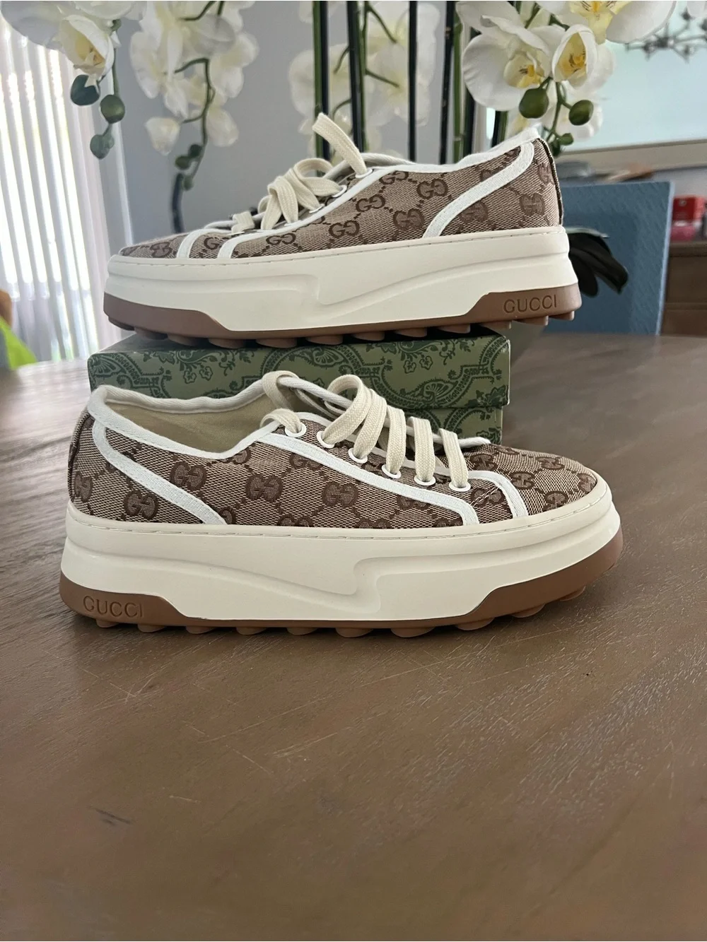 Gucci gg monogram
